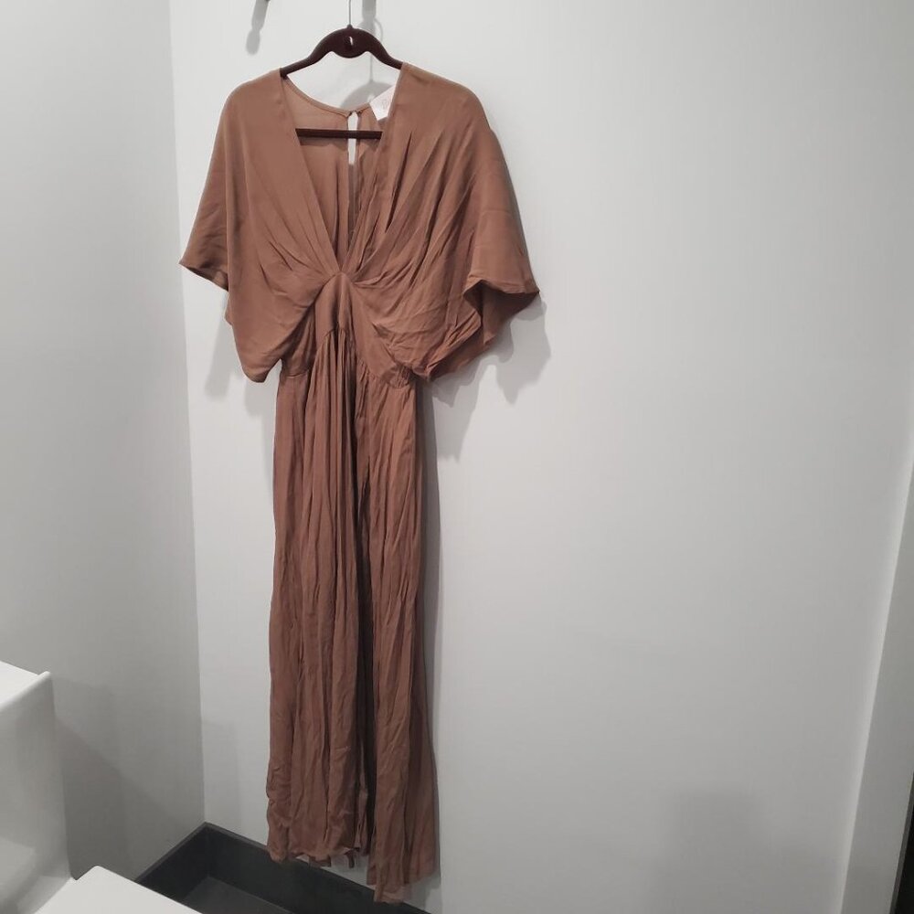 Brown Plunge Neck Dolman Sleeve Crepe Like Maxi Gown  M